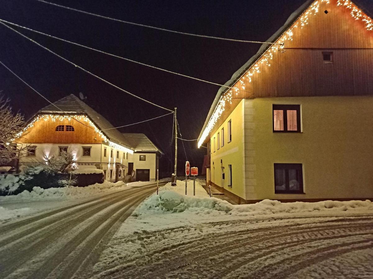 Apartma Rozle * Mojstrana
